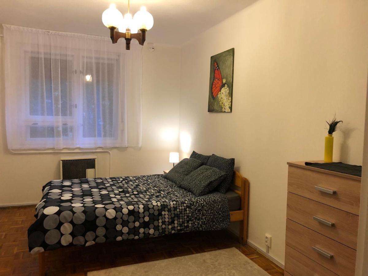 Karman Apartman - 2 Bedroom Entire Flat In The Center Jászberény Eksteriør bilde